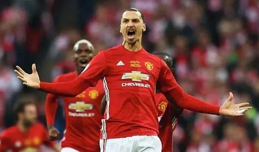 庆祝动作不 庆祝动作不